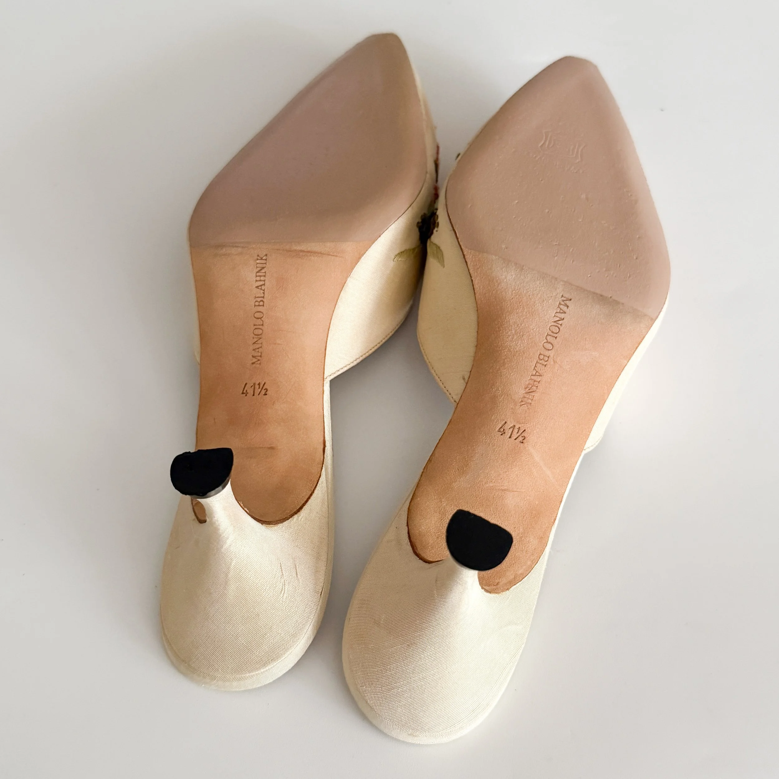 MANOLO BLAHNIK KIETTA ブラウンスウェード MANOLO BLAHNIK KIETTA ブラウンスウェード